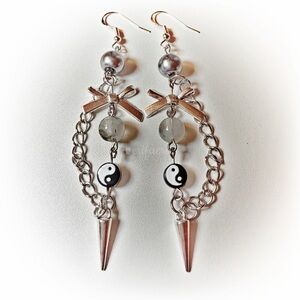 Chic Silver Yin Yang Chain Earrings